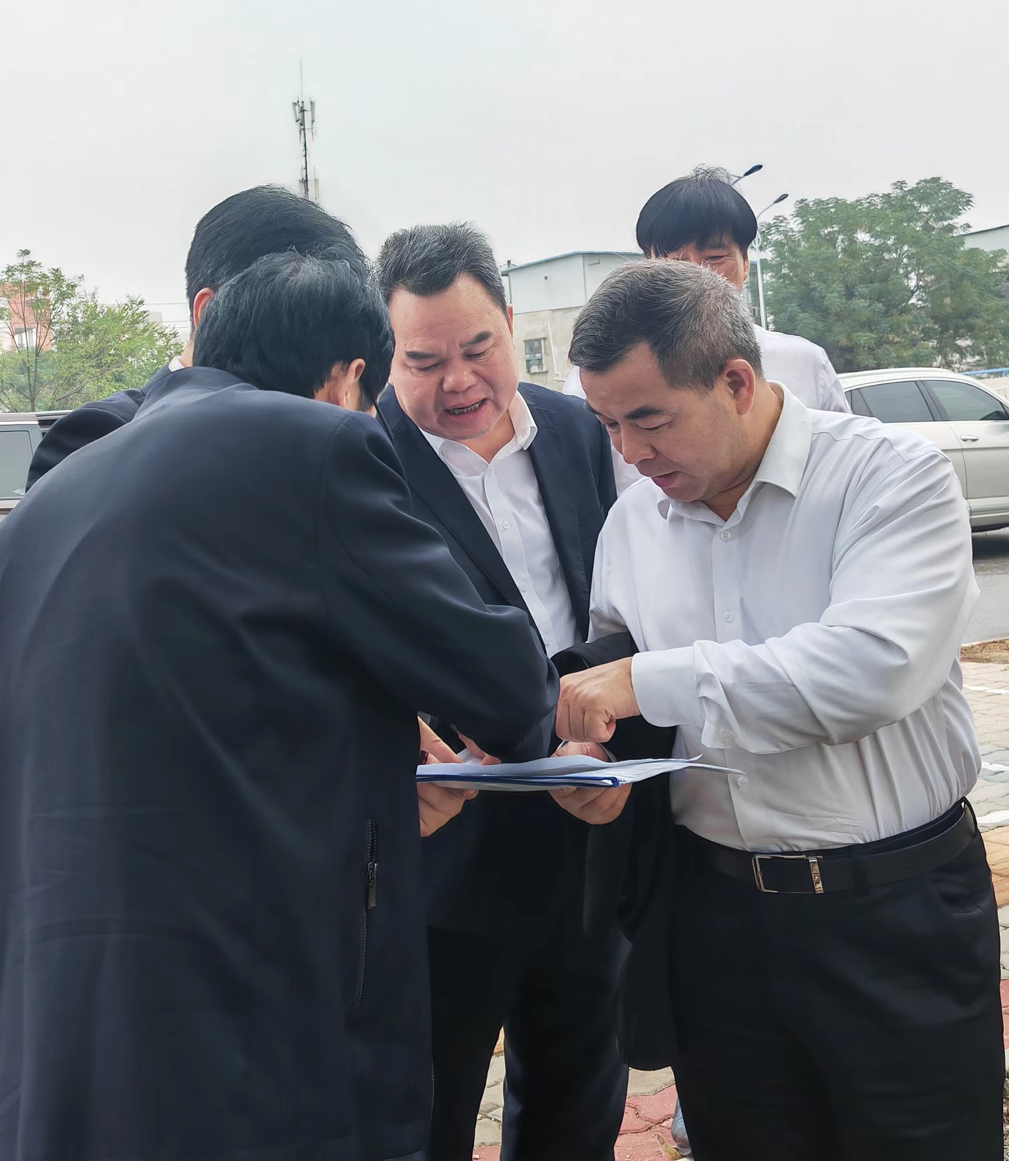国资委唐爱斌副主任调研柳工集团子公司，推动公司高质量发展