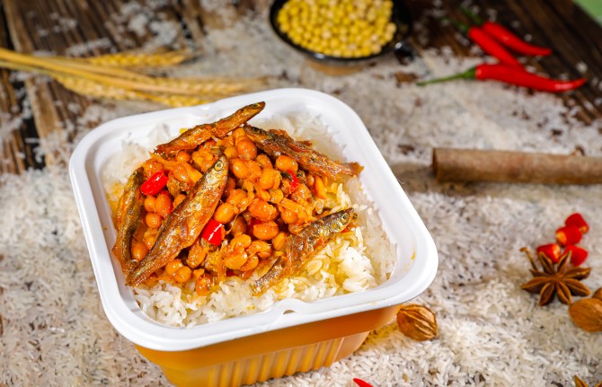 酸笋黄豆鱼仔饭